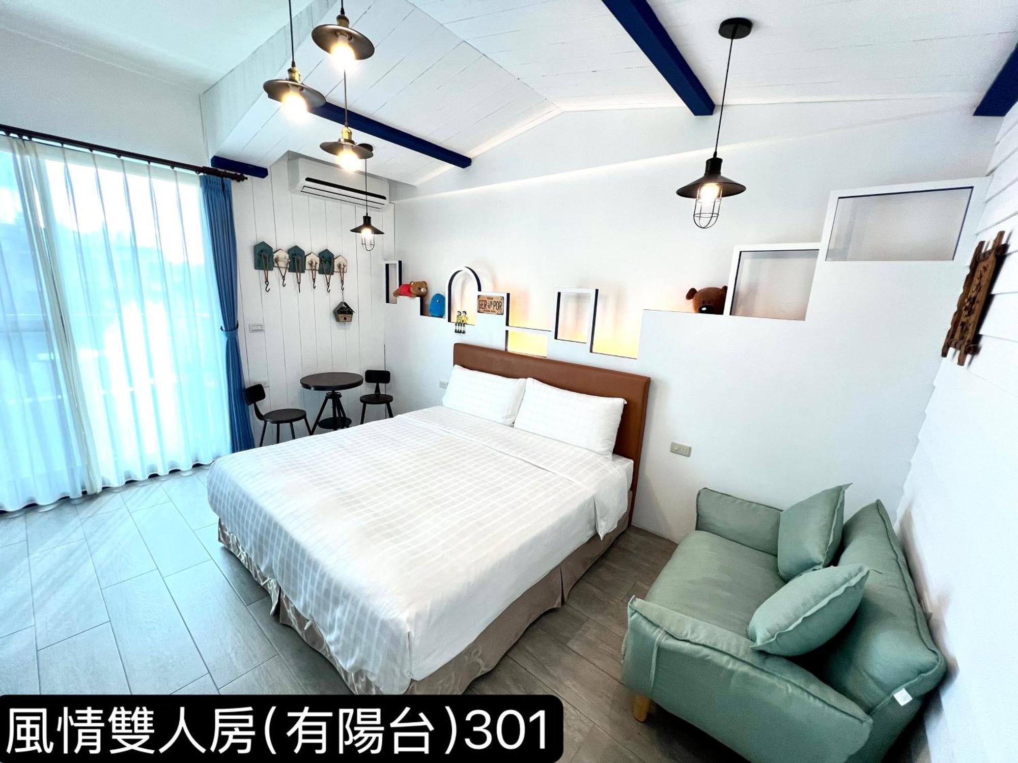 Summer Bay Inn Hengchun Exterior photo
